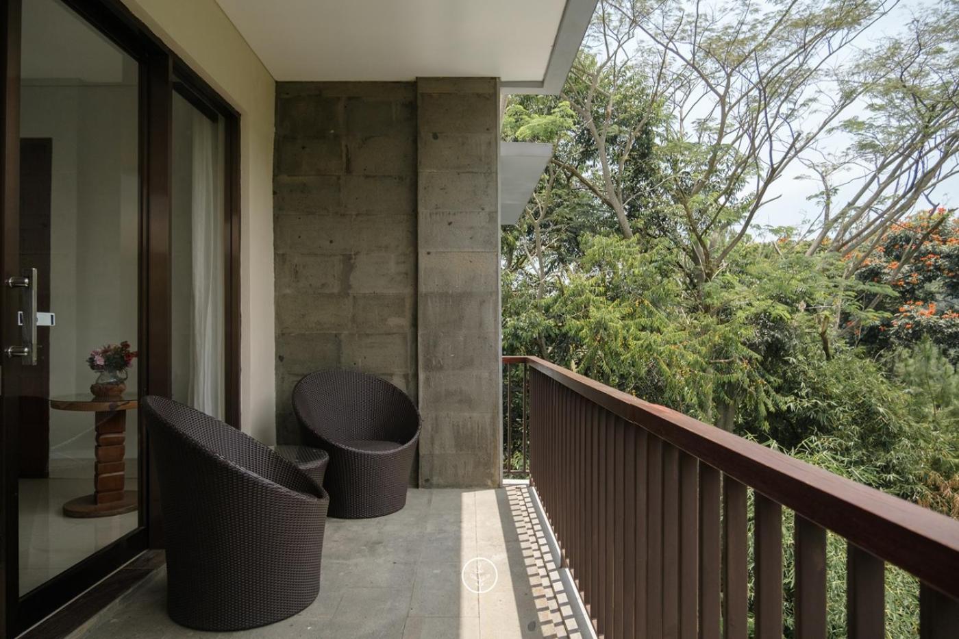 Hikari Hill View Villa 7 Bedrooms With A Private Swimming Pool And Billiard Bandung Eksteriør billede
