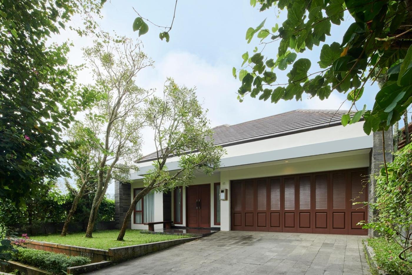 Hikari Hill View Villa 7 Bedrooms With A Private Swimming Pool And Billiard Bandung Eksteriør billede